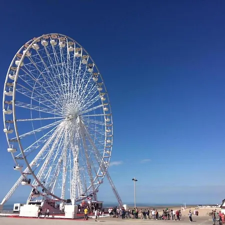 Bright Retreat By The Sea, Cleaning Included * Nieuwpoort